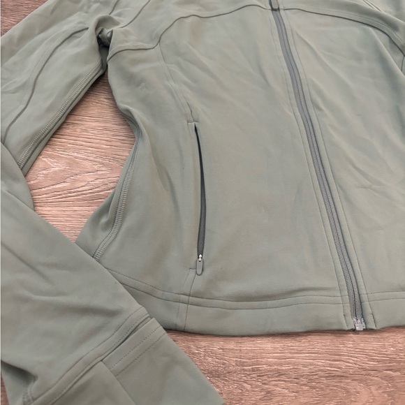 Lululemon Tidewater Teal Cropped Define jacket size 8 - Lululemon define jacket - Picture 4 of 13